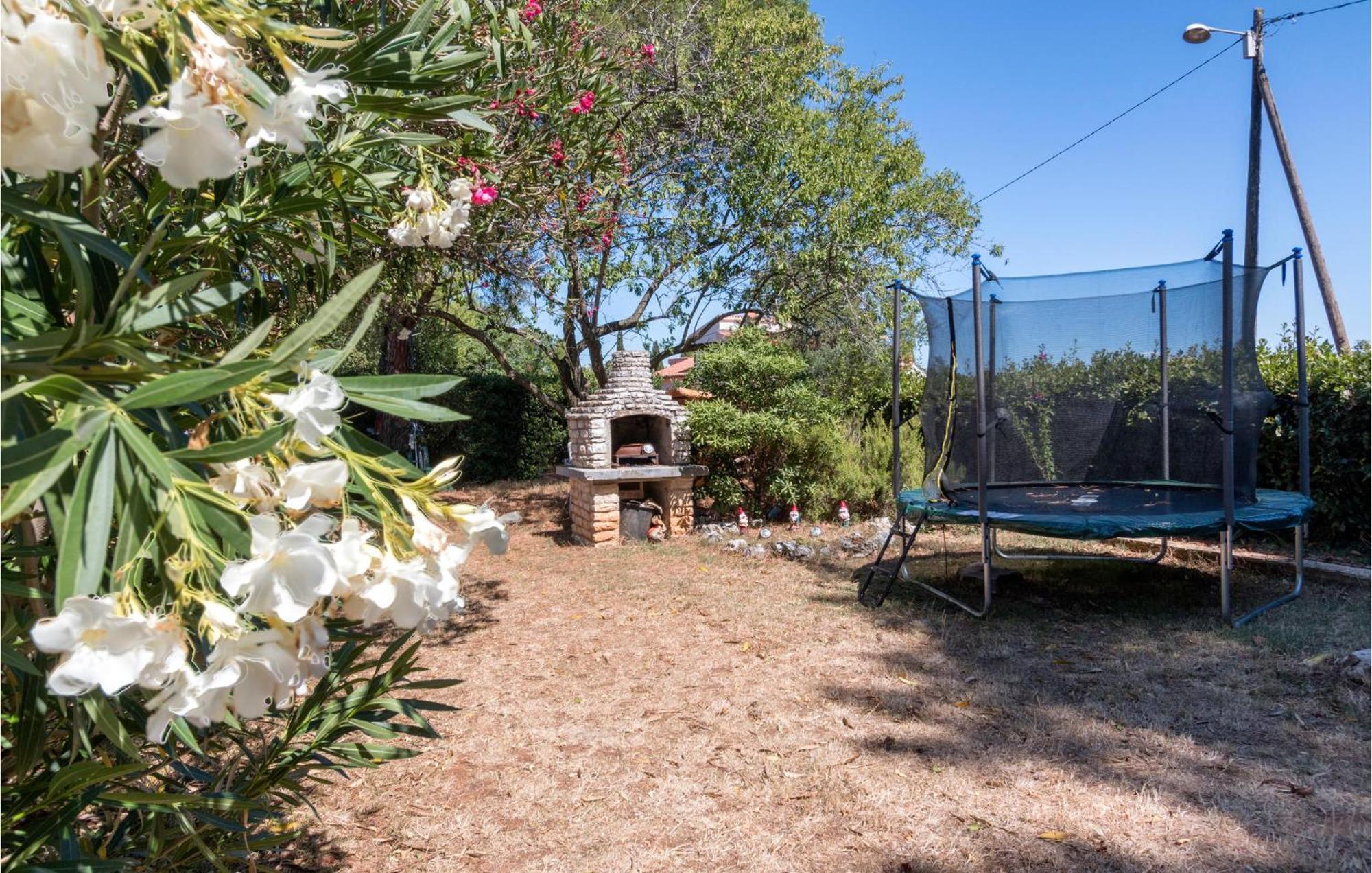 Amazing In With Wifi Vakantiehuis Premantura